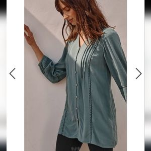 J. Jill embroidered pintucked tunic in blue spruce multi size medium